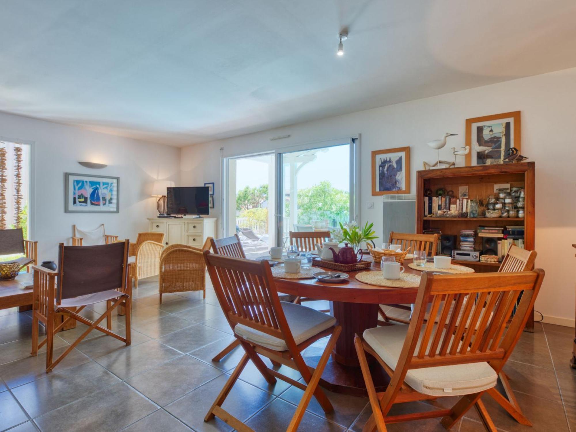 Le - Lca125 By Interhome Villa